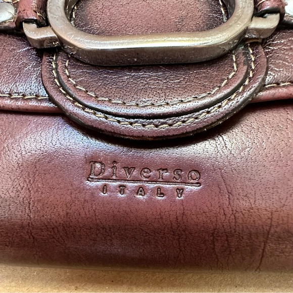 Leather wallet - Picture 5 of 7